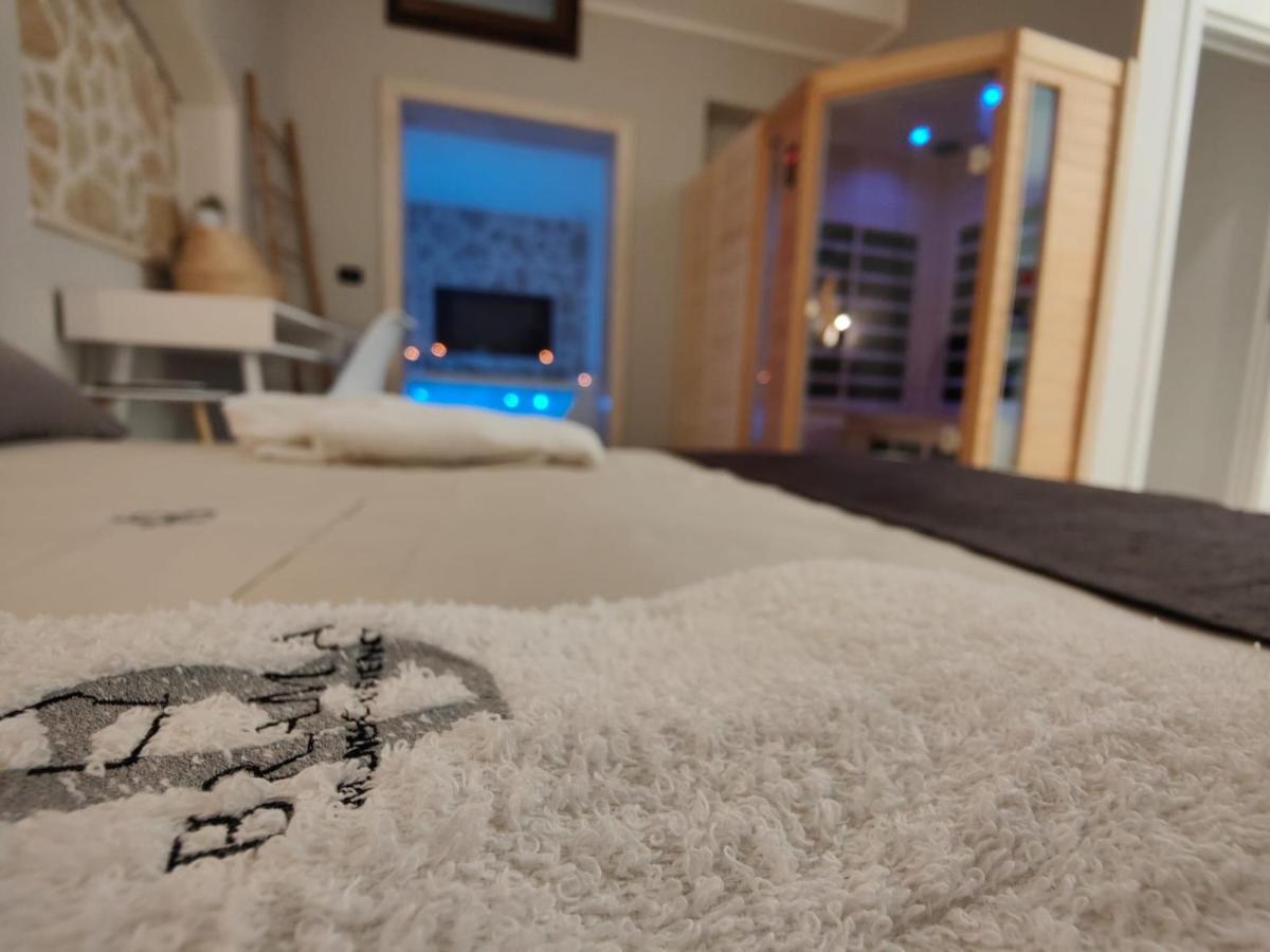 Brama Wellness Experience Apartment Brindisi Bagian luar foto