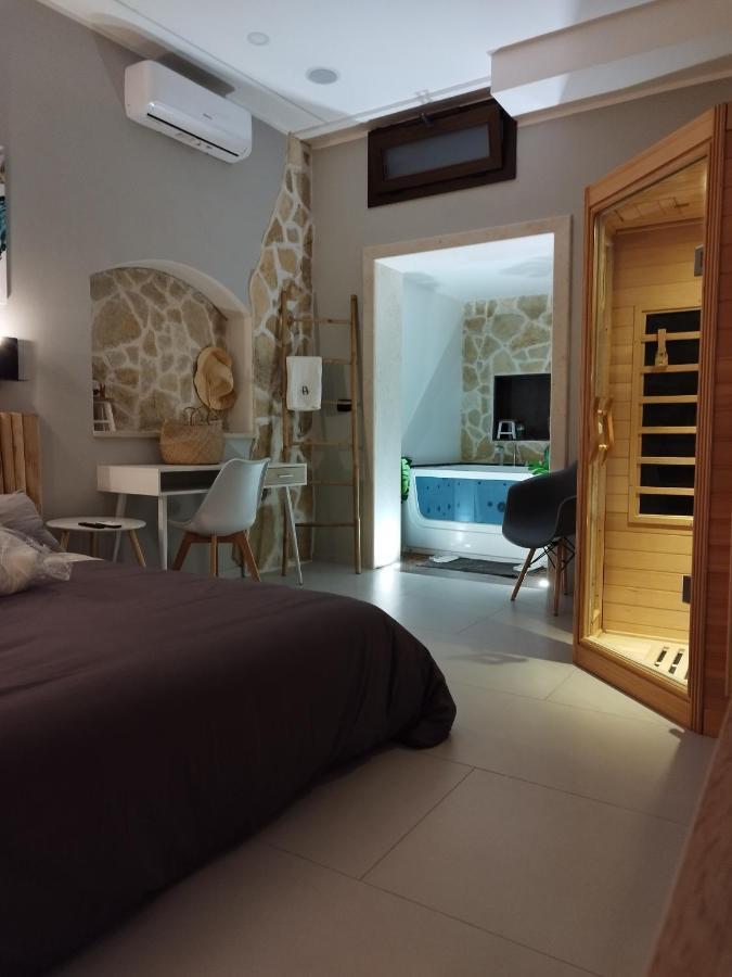 Brama Wellness Experience Apartment Brindisi Bagian luar foto